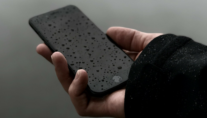 wet iphone screen