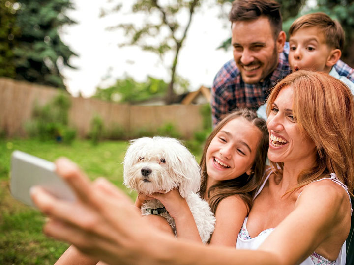 Home 8 2026 04 01 postpaid promo 720x540 1